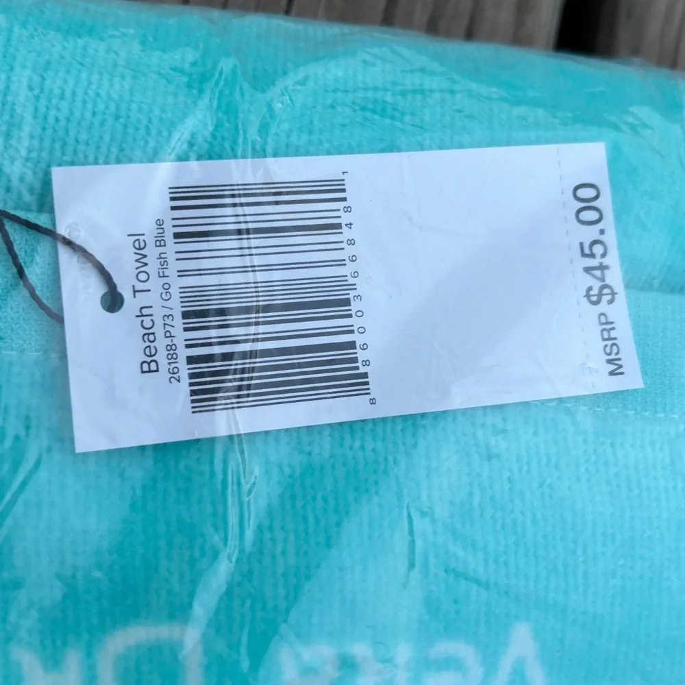 Vera. Bradley Beach towel.  Go fish print in blue new in package.